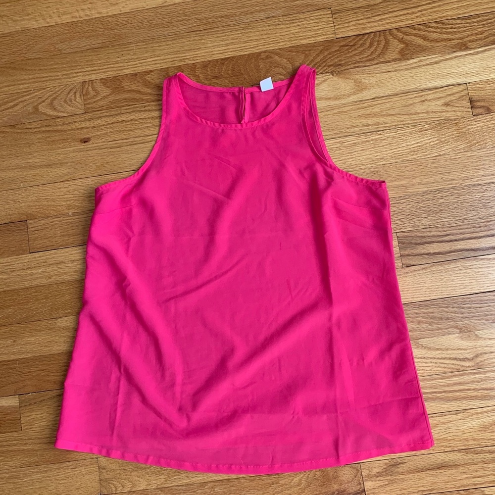 Pink tank top